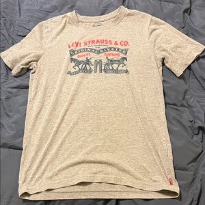 Levi's Heather Gray Graphic Tee